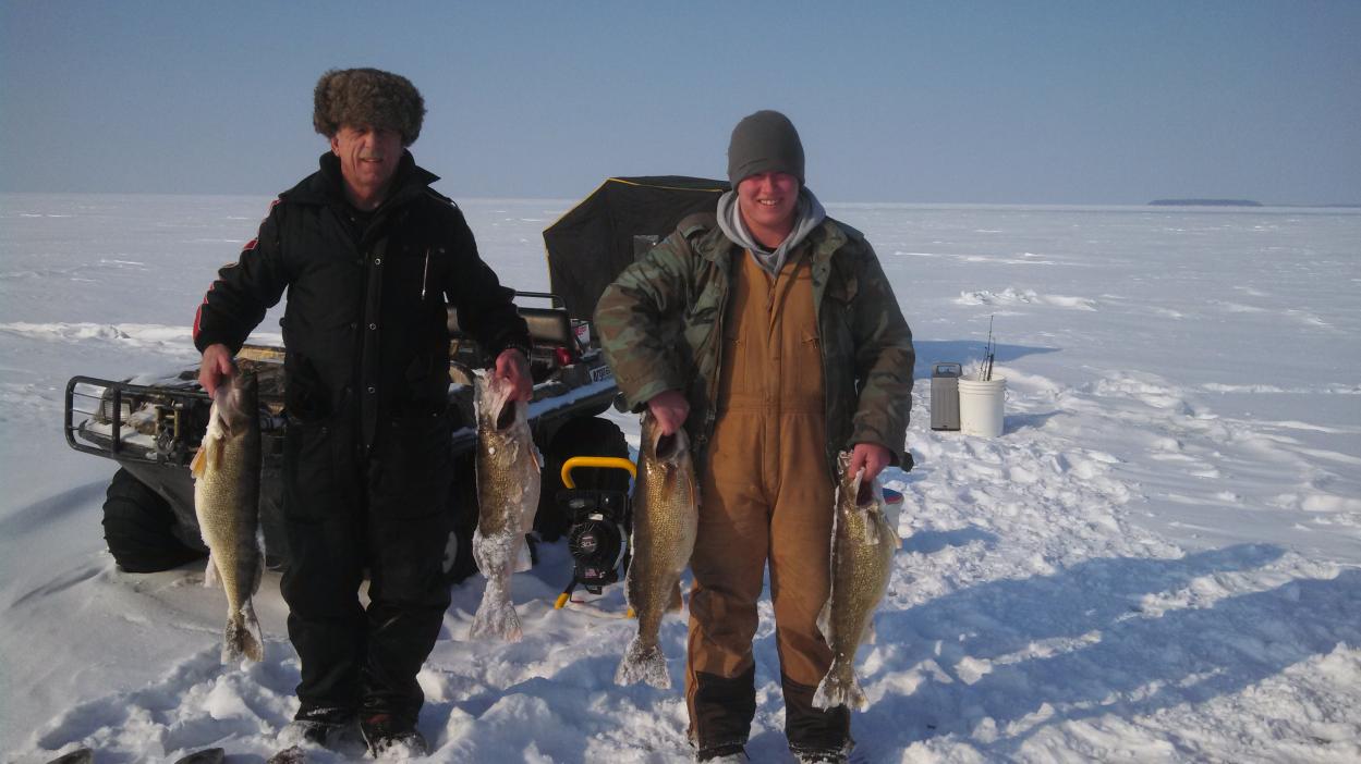 2015 ice fishing pics-img_20140209_151801_338-jpg