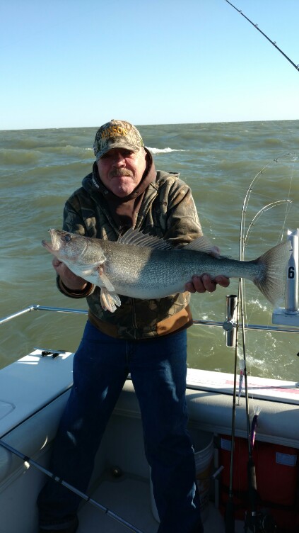 Share your Trophy Walleye Pics from this past season-0b0244c5537d8b82e9d2464baaef331f-jpg