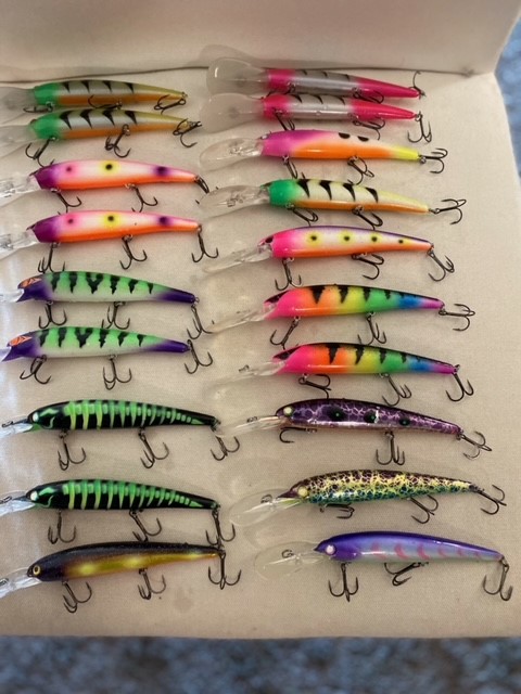 custom painted bandits-lures-jpg