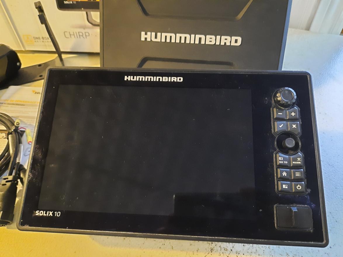 Humminbird Solix 10 G3 For Sale-20220519_063807-jpg